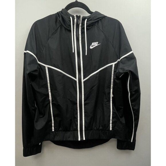 Nike Light Vented Zip Jacket Black Womens M Windbreaker With Zippered Pockets - Picture 9 of 16